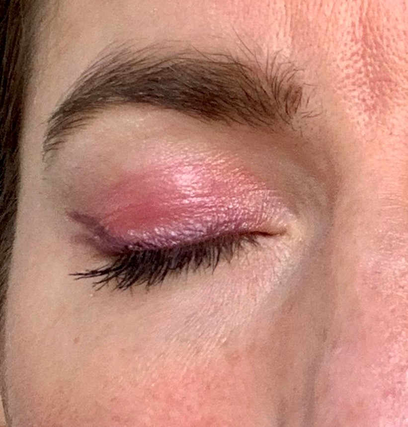 Visuel du look rose glowy Exemple en image